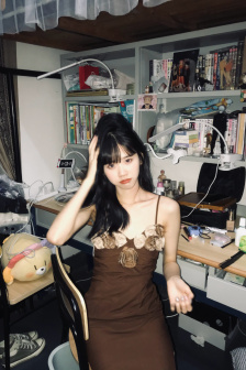 漫漫帝王路浓浓美人情