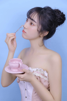 铁梨花下载
